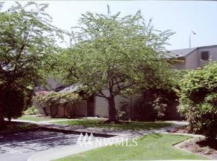 10023 NE 138th Pl #C7, Kirkland, WA