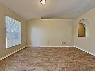 2nd image of 1105 Murat Pl Unit 34759-1