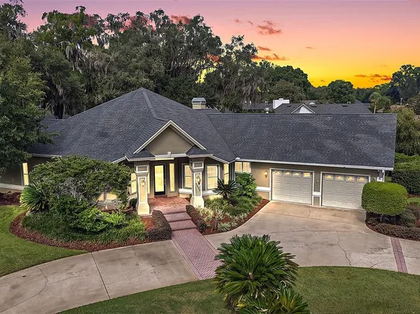 2220 SE MILL CREEK CIRCLE, OCALA, FL 34471