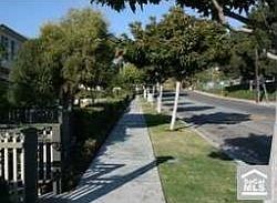 2nd image of 900 Rosemary Pl
