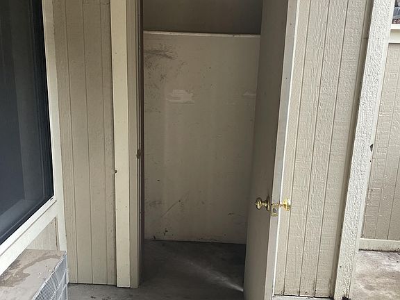 5th image of 1209 W Plum St APT A12