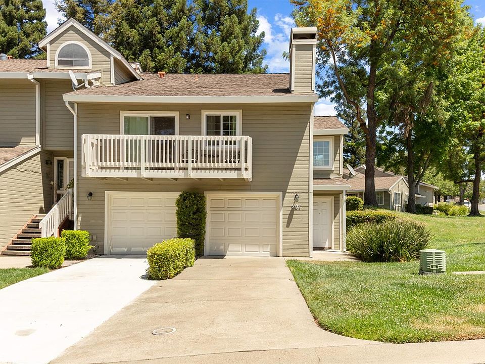 1st image of 201 Live Oak Cir #50