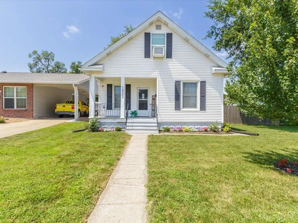 1915 N 4th St, Saint Charles, MO 63301