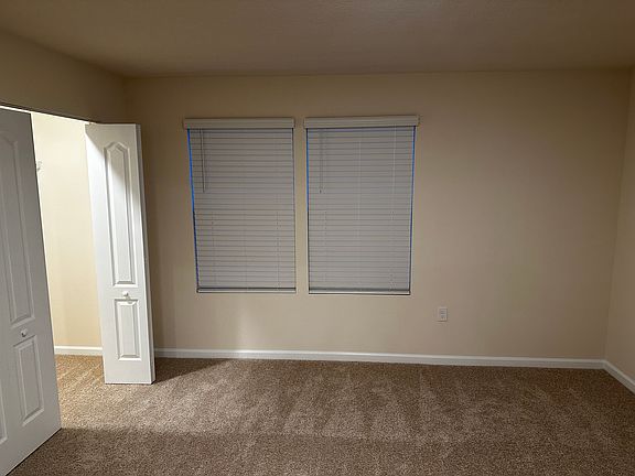 4th image of 72 Pomona Way