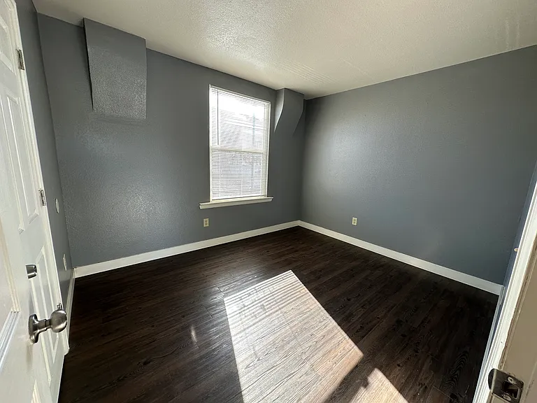 Explore this chic space with sleek flooring and ample natural light. Explore this chic space with sleek flooring and ample natural light.