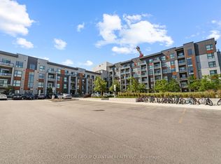 95 Dundas St W #324, Oakville, ON L6M4L9