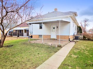 101 S Martin Ave, Waukegan, IL 60085