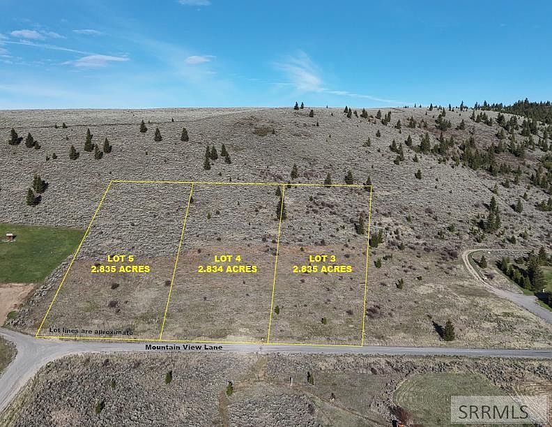 1st image of 4 Mountain View Ln