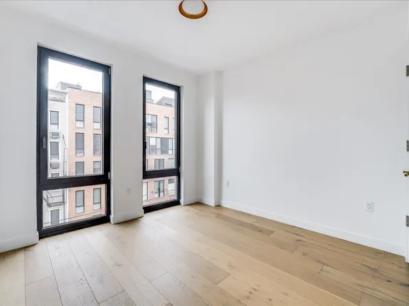 418 Monroe Street image 19 of 36