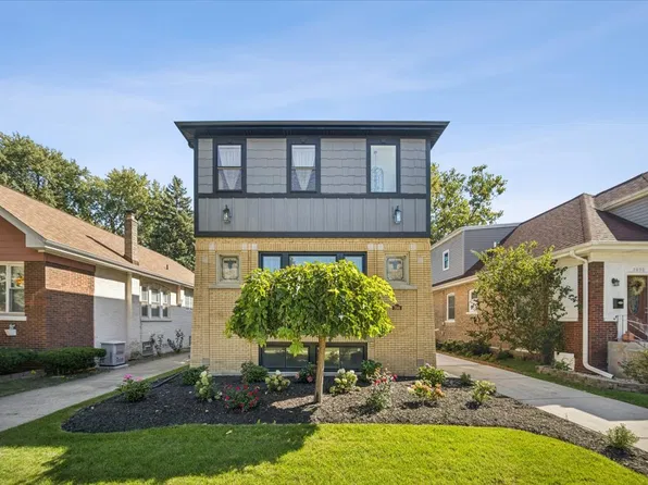 7048 26th Pkwy, Berwyn, IL 60402