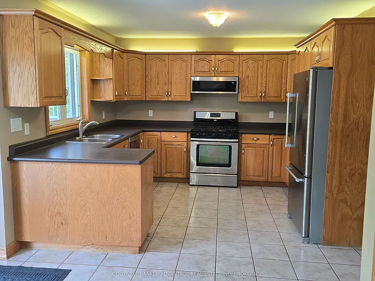 14927 Morris Rd — Photo 2