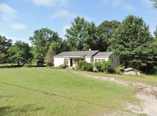 471 Ebenezer Rd, West Union, SC 29696