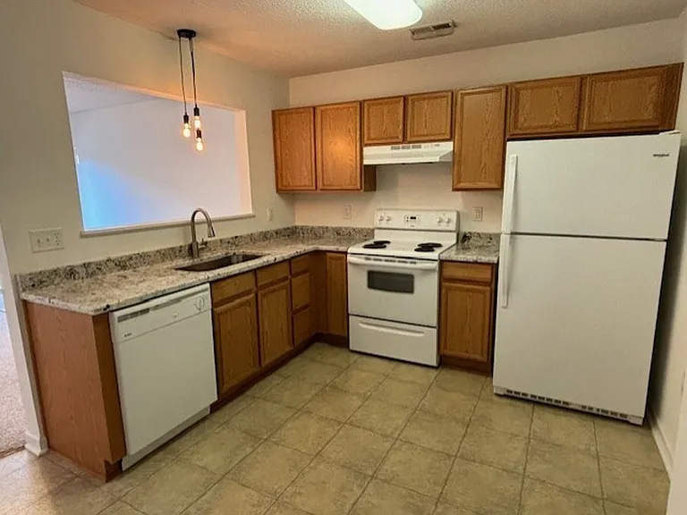 113 Steam Engine Dr #106 — Photo 4