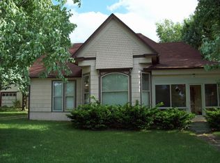 531 E Center St, Mount Vernon, MO 65712