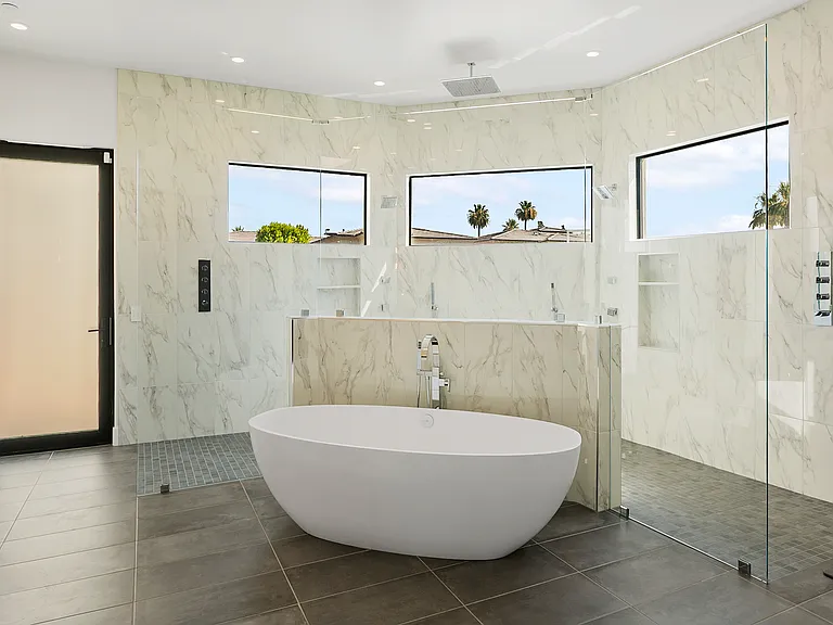 6718 E San Juan Ave — Photo 4