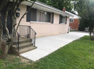 5026 River Rd, Bethesda, MD 20816