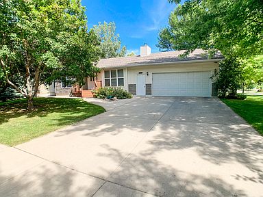 1525 7th Ave S Brookings Sd 57006 Zillow