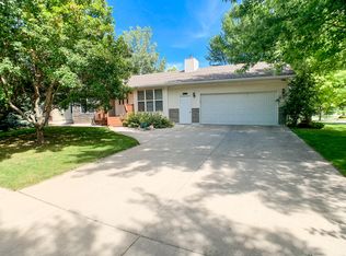 1637 Cardinal Dr, Brookings, SD 57006