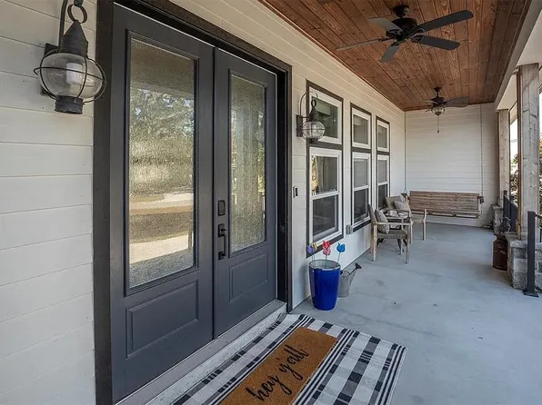 1605 Center Rd, Terra Ceia, FL 34250