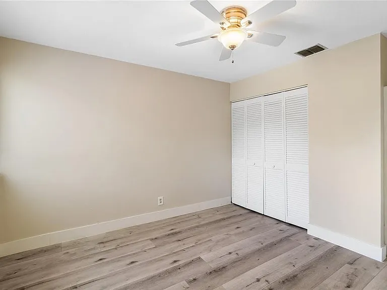 324 City View Dr — Photo 24