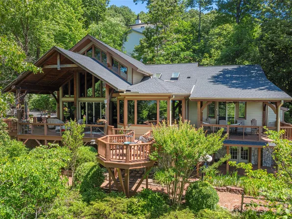 1108 Rocky Knob Rd, Waynesville, NC 28786