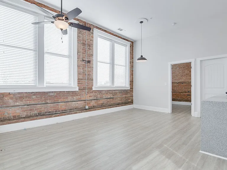 164 N Louisville St #2 — Photo 24