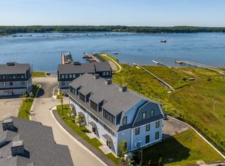 23 Little Bay Dr, Dover, NH 03820