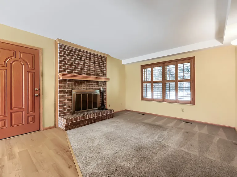 3202 Springridge Dr — Photo 10
