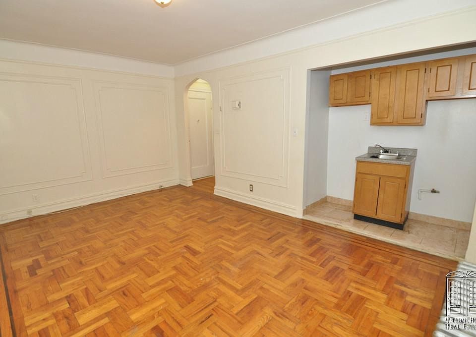 1st image of 4129 46th St #6O