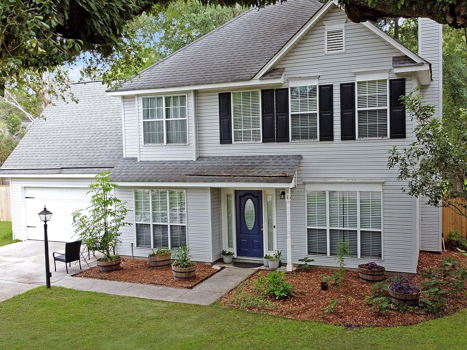 1st image of 709 Black Oak Blvd