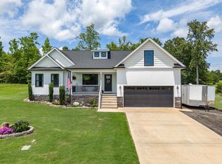 2205 Melvin Hill Rd, Campobello, SC 29322