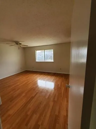 2210 Greenvalley Dr — Photo 10