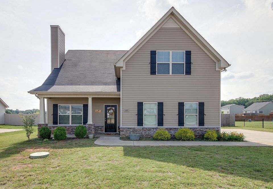 1st image of 1109 Starhurst Dr