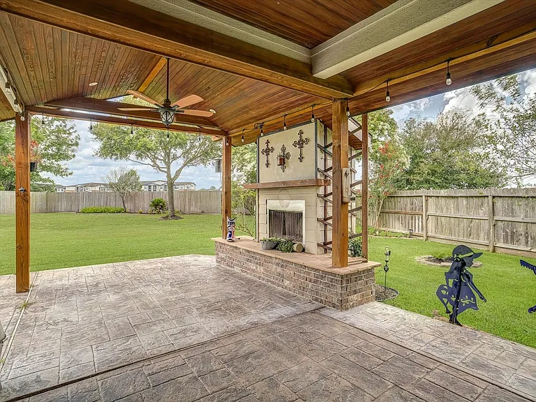 630 W Newport Bnd — Photo 35