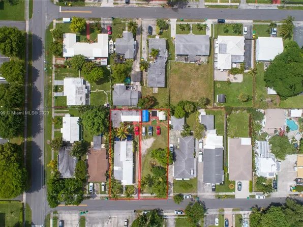 42 SE 10th Ter, Dania, FL 33004