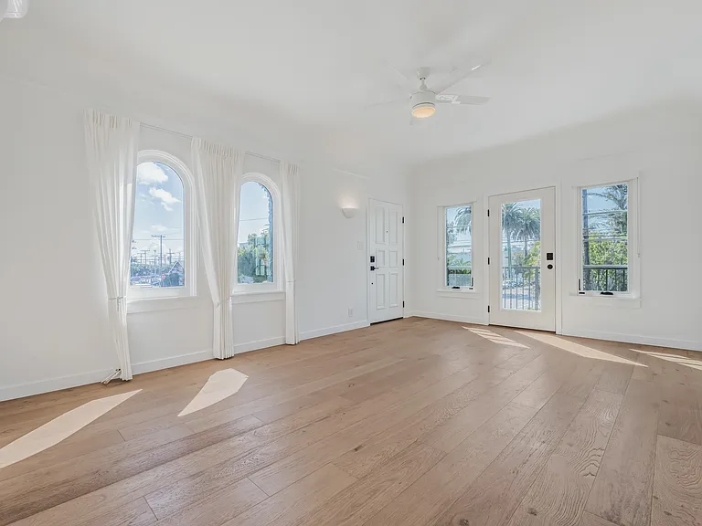 1312 Riviera Ave #303 — Photo 10