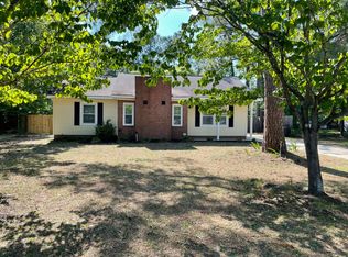 3712 Persimmon Rd, Hope Mills, NC 28348
