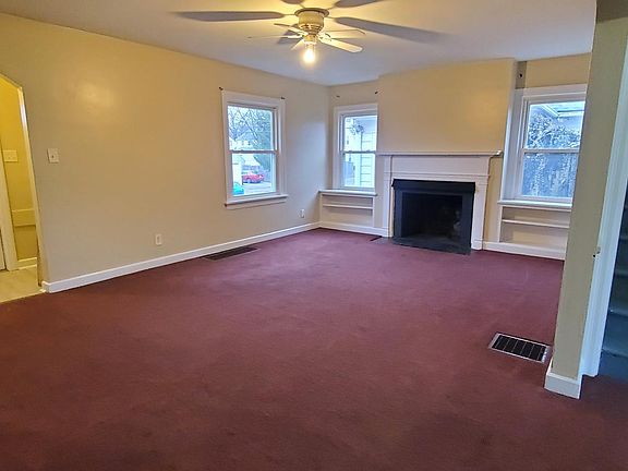 3rd image of 2416 Sherman Ave