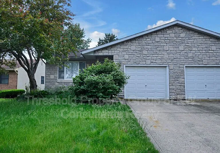 5809-5811 Pepperwood Ct #5809 — Photo 20