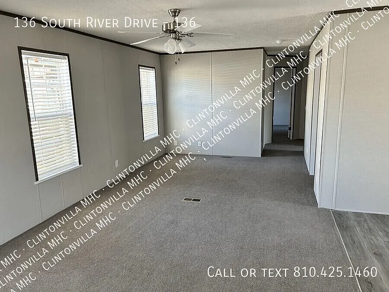 136 S River Dr #136 — Photo 3