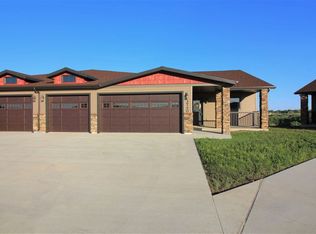 3740 White Pine Cir, Minot, ND 58701