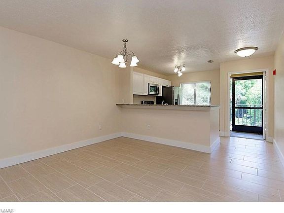 4th image of 1101 Rosemary Ct APT 203