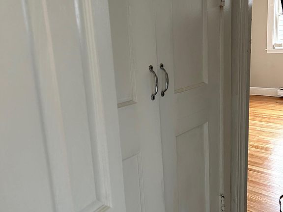 2nd image of 79 Mechanic St #6