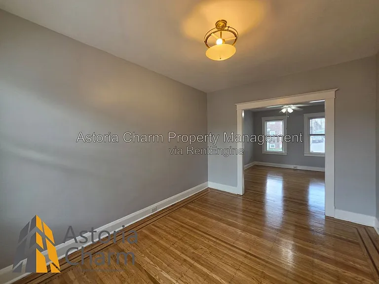 3016 Pelham Ave — Photo 12