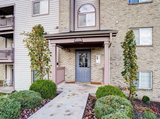 8392 Spring Valley Ct APT 310, West Chester, OH 45069