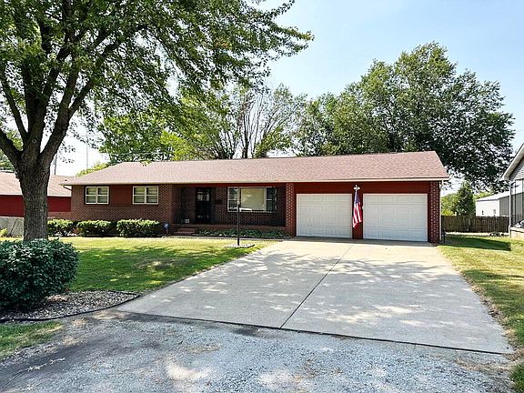 3rd image of 304 S Belisle Street