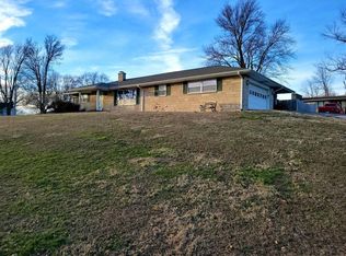 2 Northside Dr, Washington, IN 47501