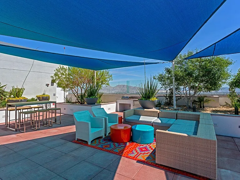 150 Las Vegas Blvd #1501 — Photo 23