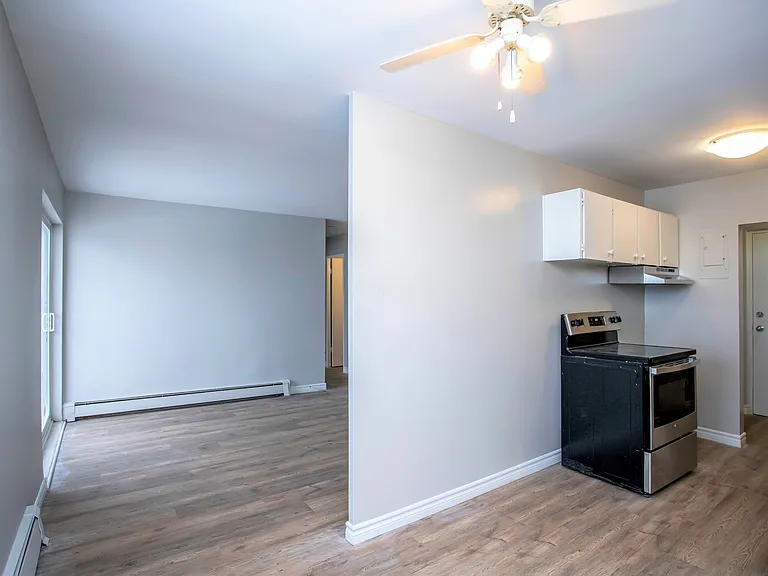 185 Berkshire Dr — Photo 7