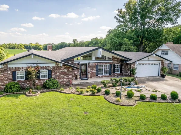 532 Ridgewood Dr, Pryor, OK 74361
